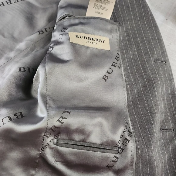 Burberry Blazer - Picture 10 of 16